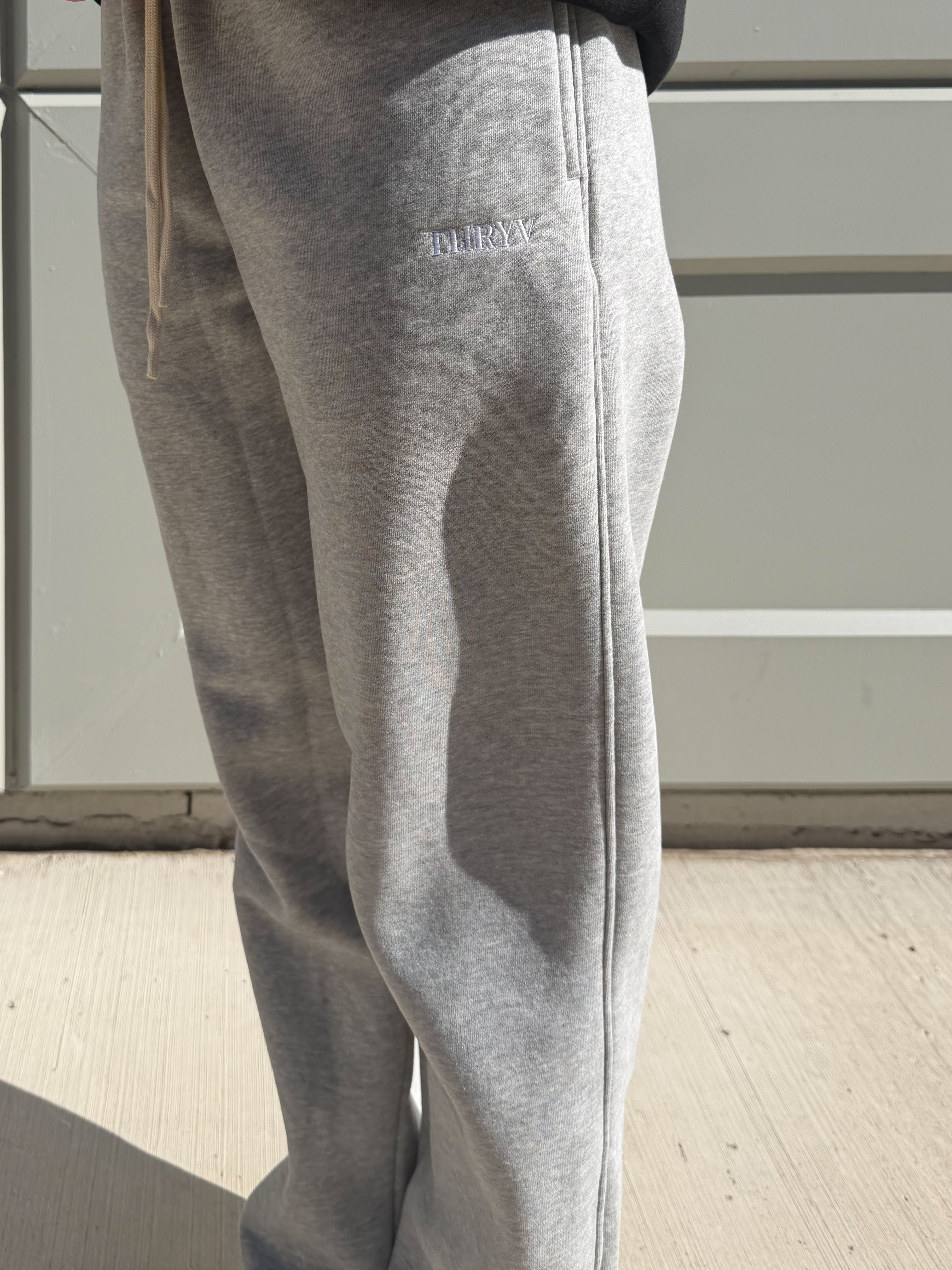 THRYV Classic Sweats (Gray)